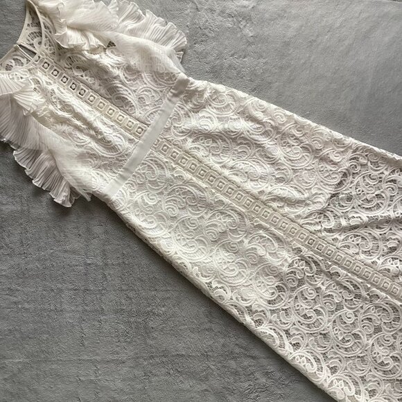 BCBGMaxAzria Dresses & Skirts - BCBGMaxAzria Geanna Scalloped Lace Blocked Ruffle Ivory White Boho Wedding Gown